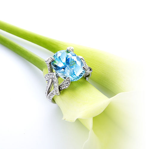 3月の誕生石 アクアマリン AQUAMARINE